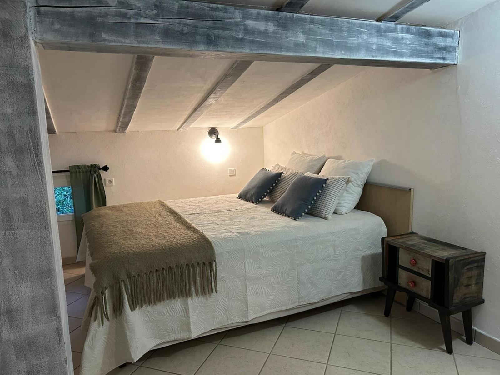 La Villa Le Cannet-des-Maures Kültér fotó
