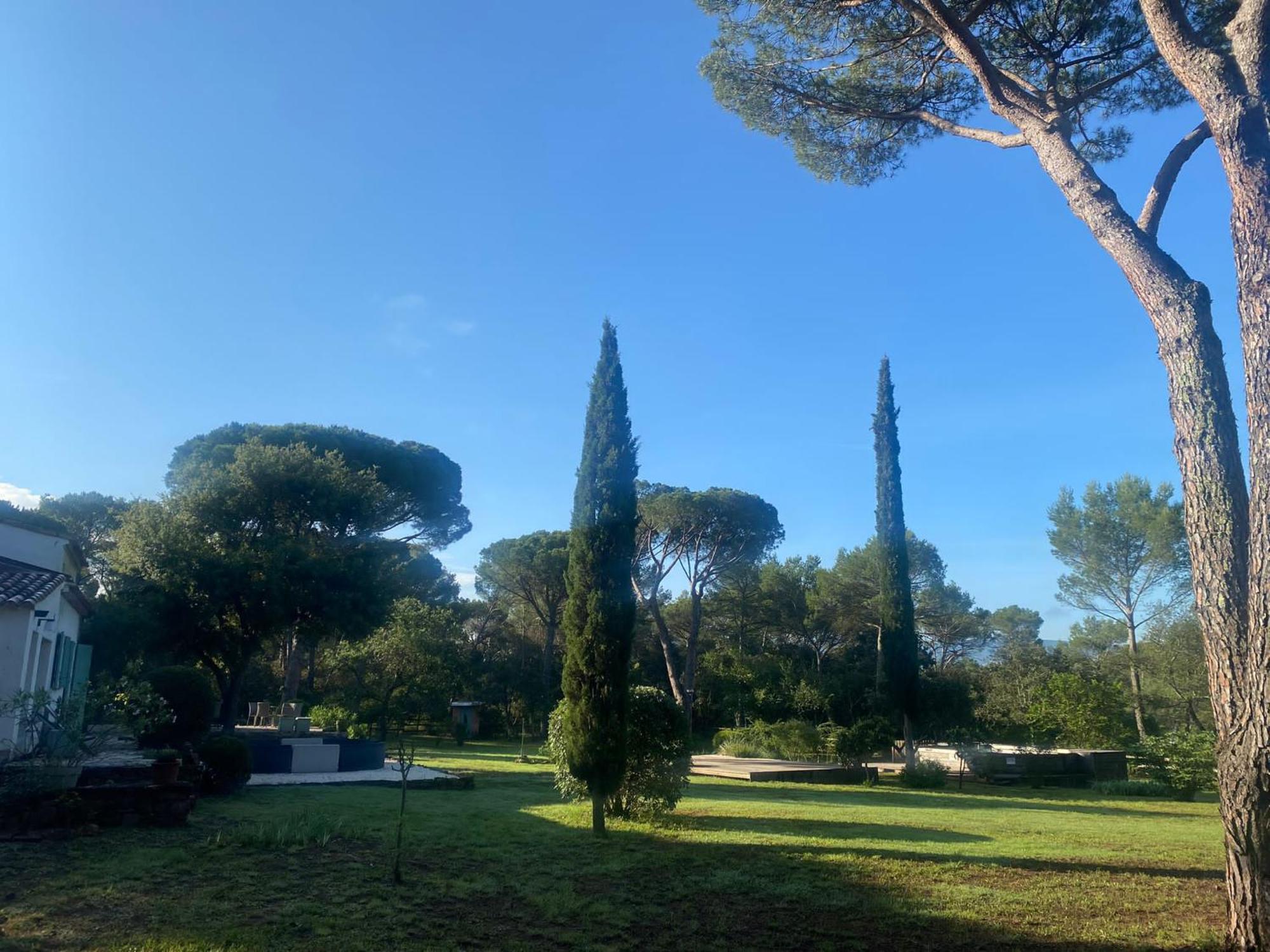 La Villa Le Cannet-des-Maures Kültér fotó